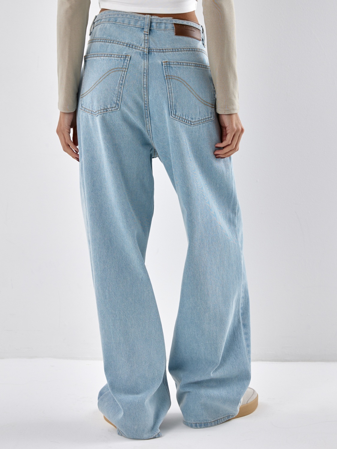 Джинсы LOOSE FIT